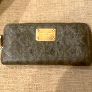 Womens Michael Kors Wallet